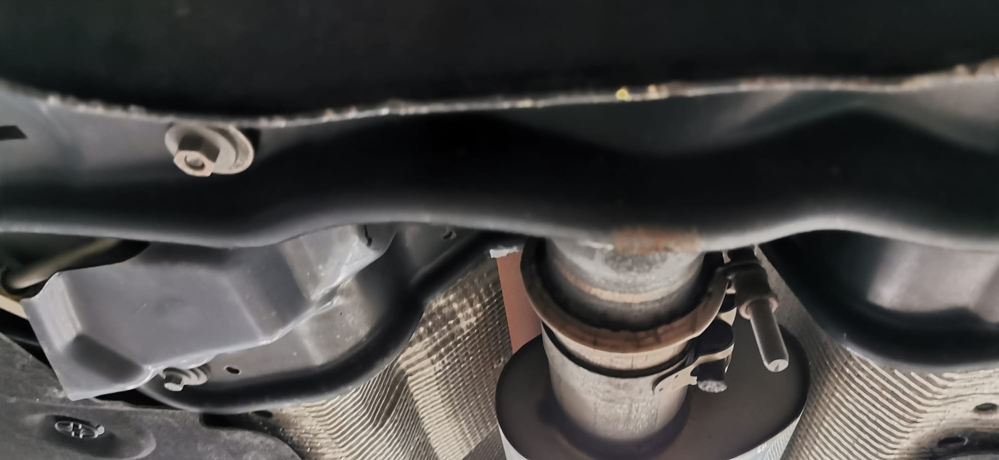 Ford Focus RS - Speed bumps causing bad vibration
